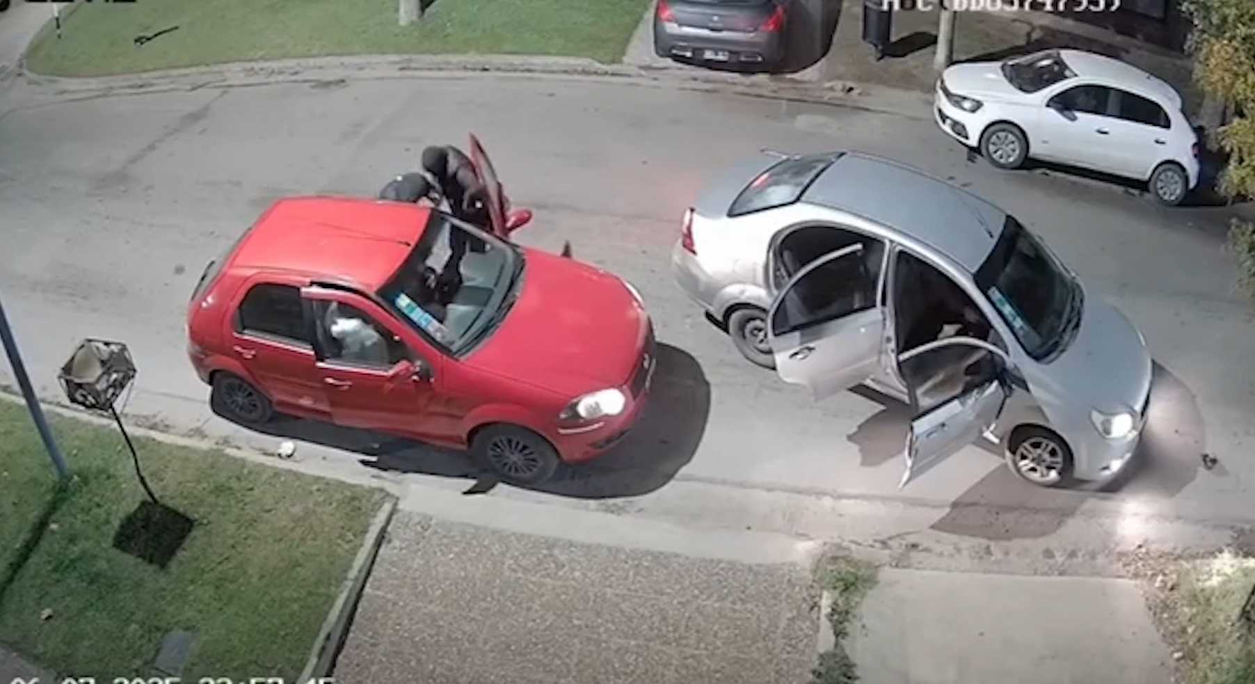 Brutal asalto en el barrio El Progreso: golpearon a una mujer y sólo se llevaron un celular