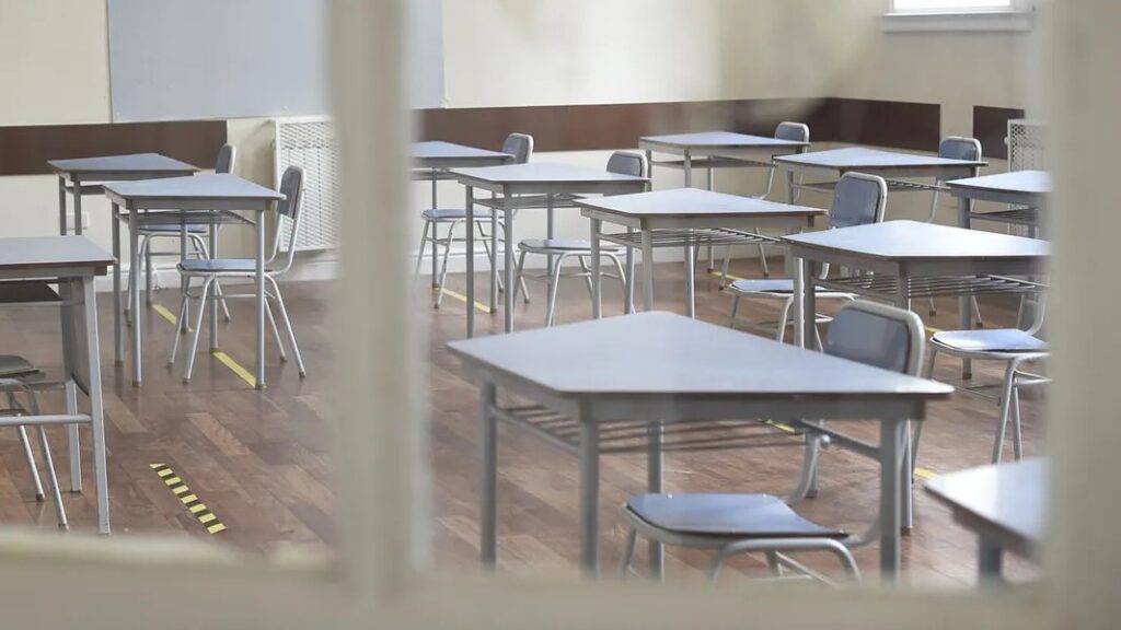 Capacitación docente: no abren las secundarias este 22 de agosto