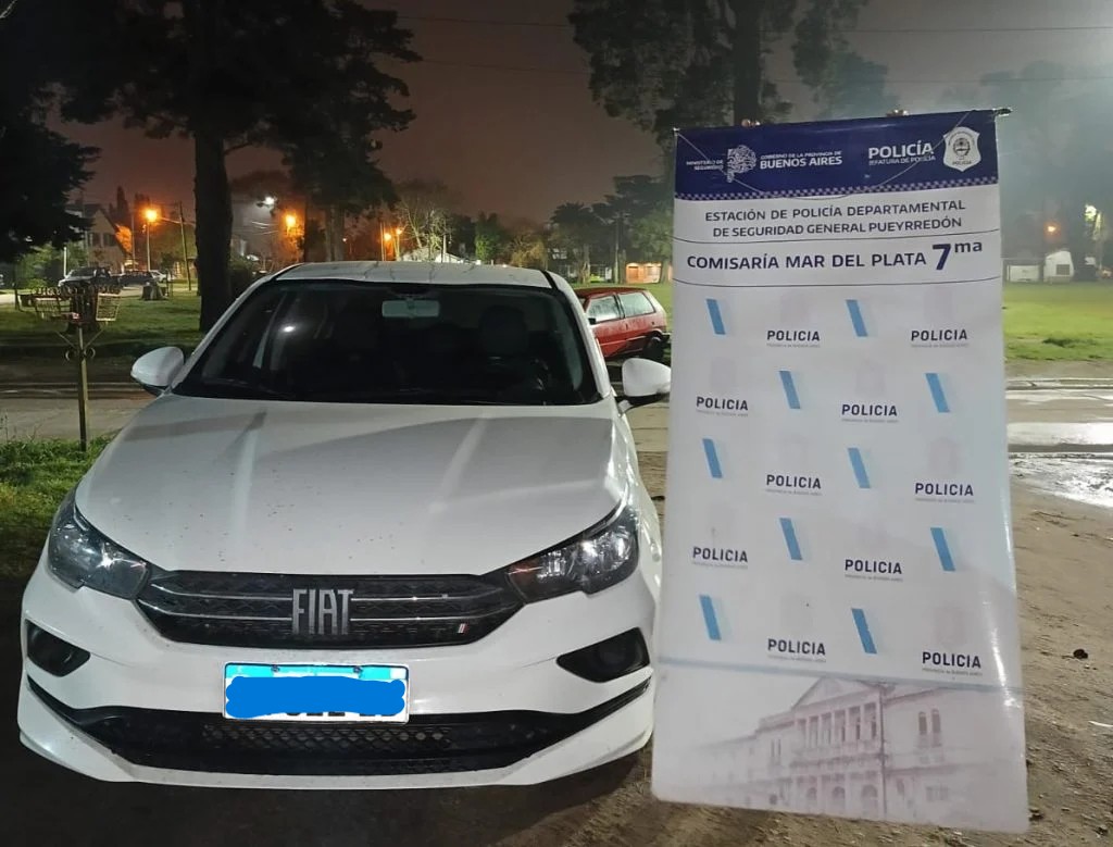Recuperaron un auto robado e identificaron al presunto autor, que logró escapar