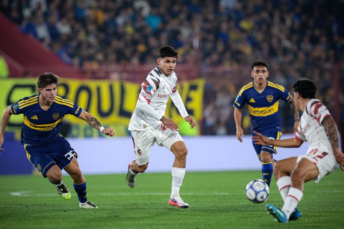 Con la ley del ex, Ascacíbar le dio a Boca su primera alegría