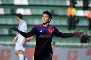 River arrancó con triunfo en la era Ponzio: venció 3-2 a Banfield