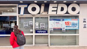 Toledo posterga el 60% de los salarios y crece la tensión