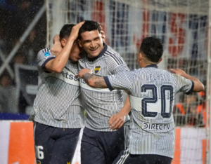 Boca se quedó con el clásico: le ganó 2-0 a San Lorenzo