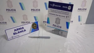 Frenó una pelea en una feria y redujo a un hombre que tenía un cuchillo