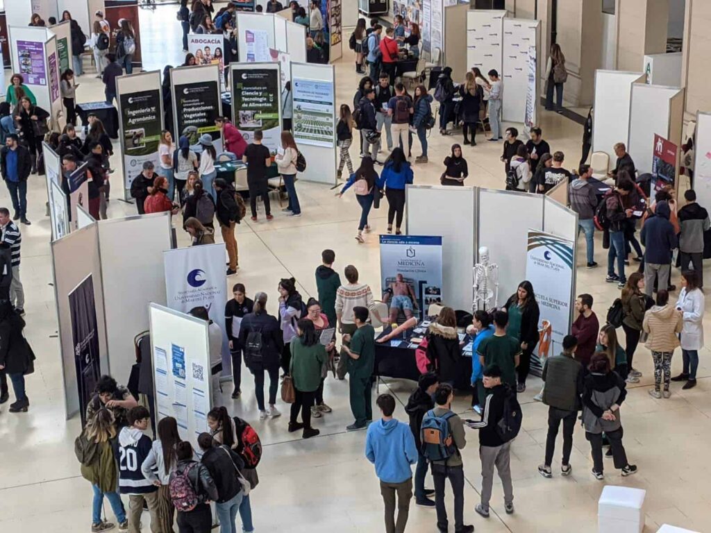 La UNMDP presenta su oferta académica en una nueva Muestra Educativa