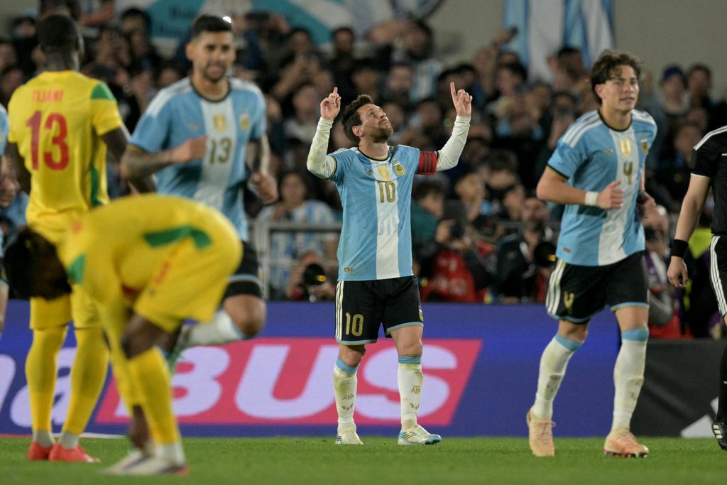 Messi se despidió de la Selección con un gol y una noche inolvidable