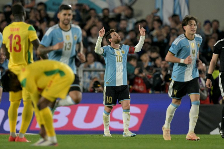 Messi se despidió de la Selección con un gol y una noche inolvidable