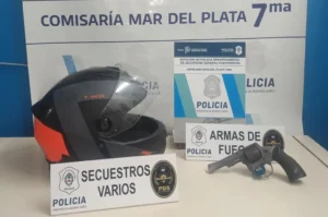 Tiene 15 años, robó un auto y lo encontraron escondido en un entretecho