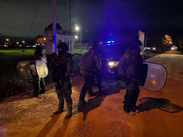 Refuerzan la presencia policial con operativos en dos barrios de Mar del Plata